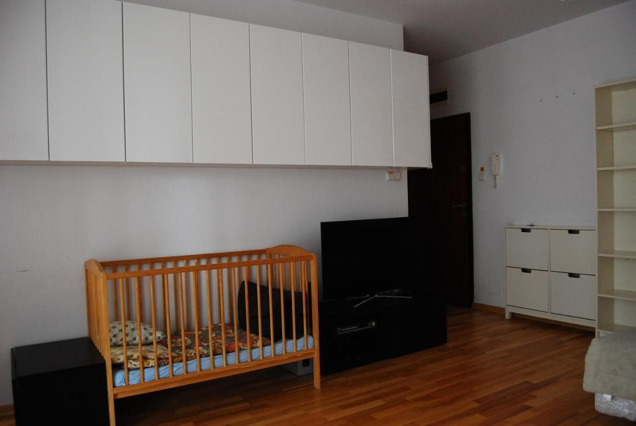 Apartament - Chelmska Olinek وارسو المظهر الخارجي الصورة
